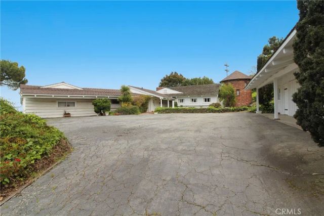 2521 Novato Place, Palos Verdes Estates, CA 90274