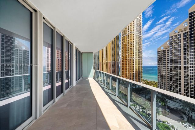 17550 Collins 1604, Sunny Isles Beach, FL 33160