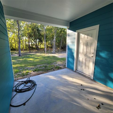 2107 24th Street N, Texas City, TX 77590