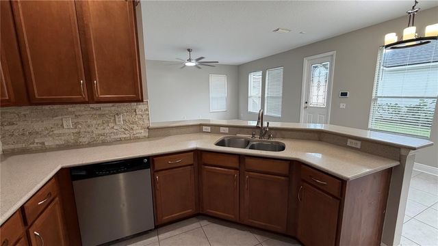 6466 OLD CARRIAGE ROAD, Winter Garden, FL 34787