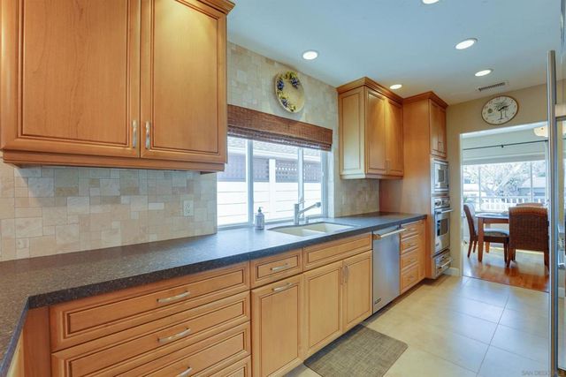 8139 Paseo Del Ocaso, La Jolla, CA 92037