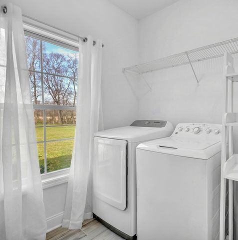 200 Texas Ave, Oak Grove, KY 42262