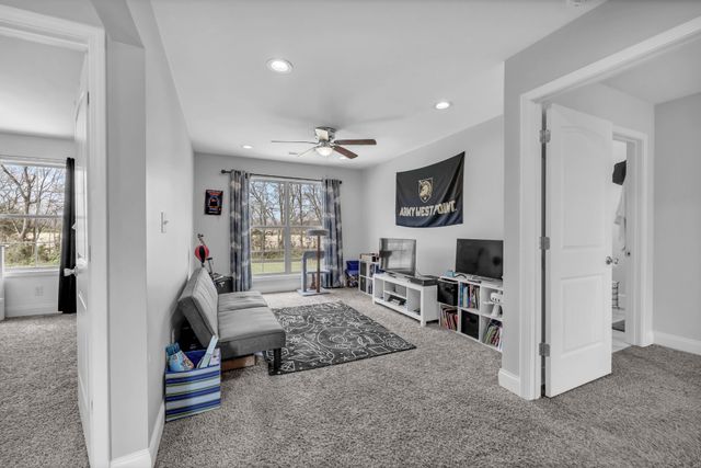 200 Texas Ave, Oak Grove, KY 42262