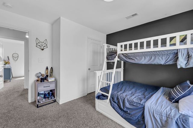 200 Texas Ave, Oak Grove, KY 42262