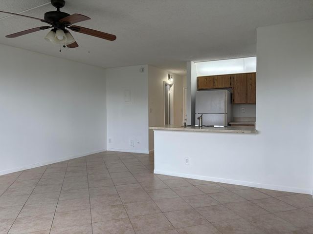 2771 Riverside Drive 412-a, Coral Springs, FL 33065