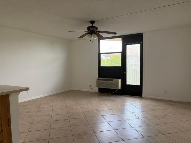 2771 Riverside Drive 412-a, Coral Springs, FL 33065