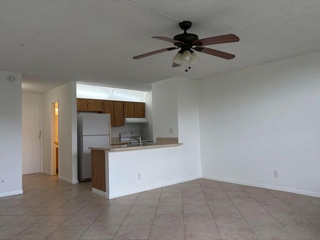 2771 Riverside Drive 412-a, Coral Springs, FL 33065