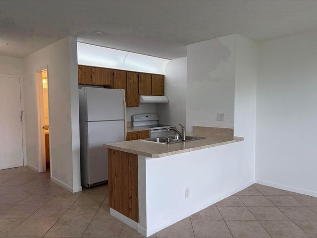 2771 Riverside Drive 412-a, Coral Springs, FL 33065