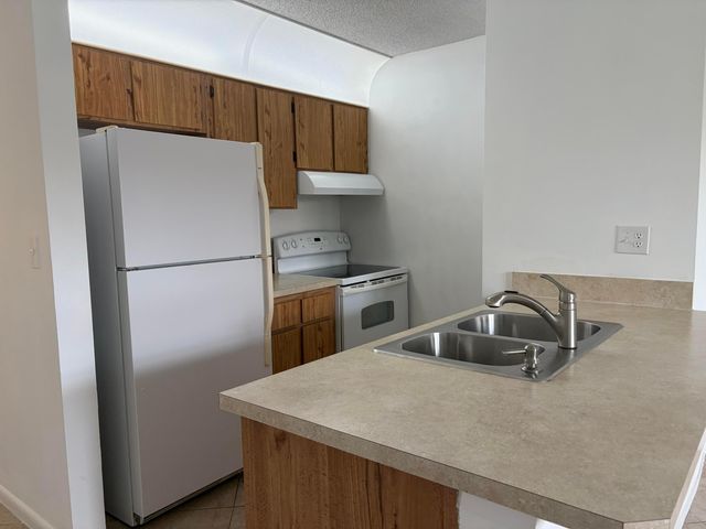 2771 Riverside Drive 412-a, Coral Springs, FL 33065
