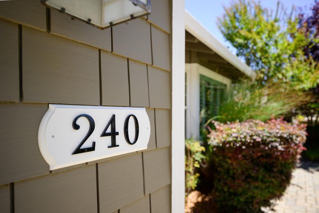 240 Bobs Lane, Scotts Valley, CA 95066