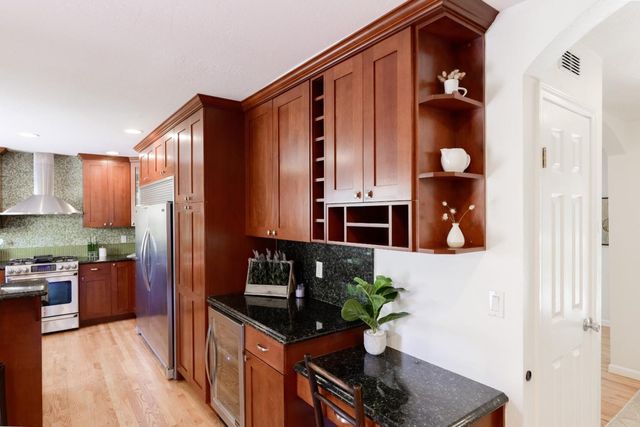 240 Bobs Lane, Scotts Valley, CA 95066