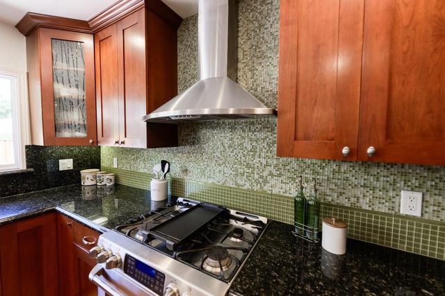 240 Bobs Lane, Scotts Valley, CA 95066