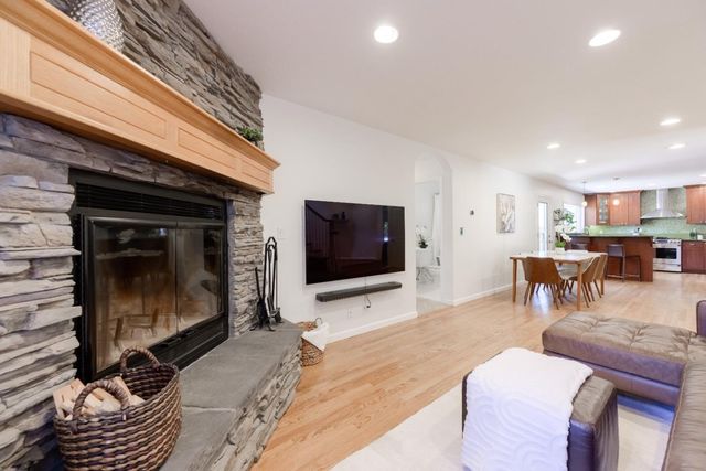 240 Bobs Lane, Scotts Valley, CA 95066