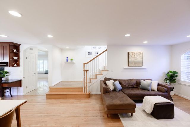 240 Bobs Lane, Scotts Valley, CA 95066