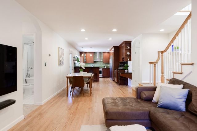 240 Bobs Lane, Scotts Valley, CA 95066