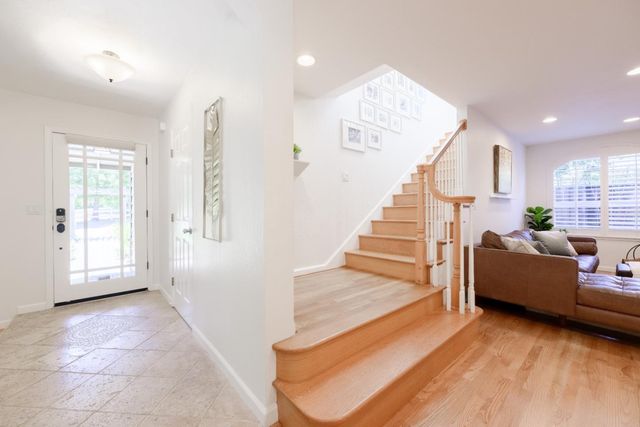 240 Bobs Lane, Scotts Valley, CA 95066