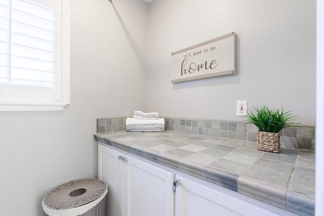 240 Bobs Lane, Scotts Valley, CA 95066