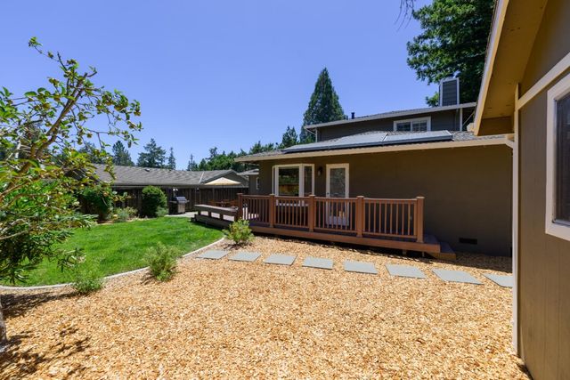240 Bobs Lane, Scotts Valley, CA 95066