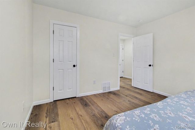 1555 Levona Street, Ypsilanti, MI 48198