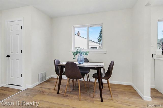 1555 Levona Street, Ypsilanti, MI 48198