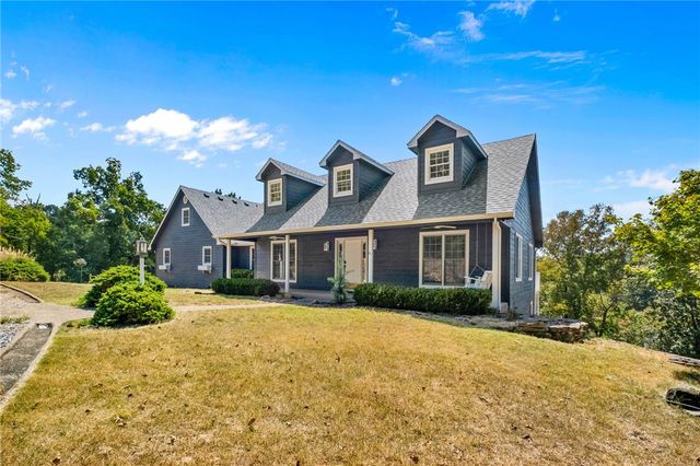 15800 Abbey Lane, Rogers, AR 72756