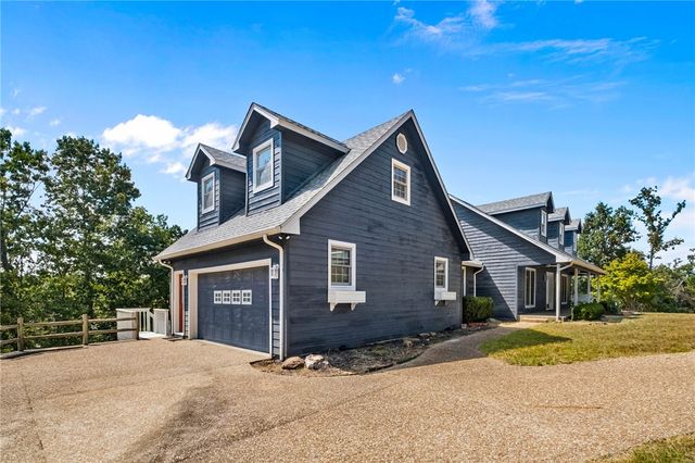 15800 Abbey Lane, Rogers, AR 72756