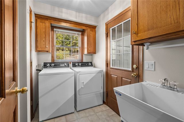 15800 Abbey Lane, Rogers, AR 72756
