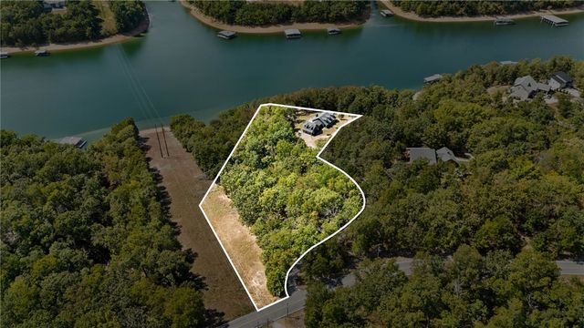 15800 Abbey Lane, Rogers, AR 72756