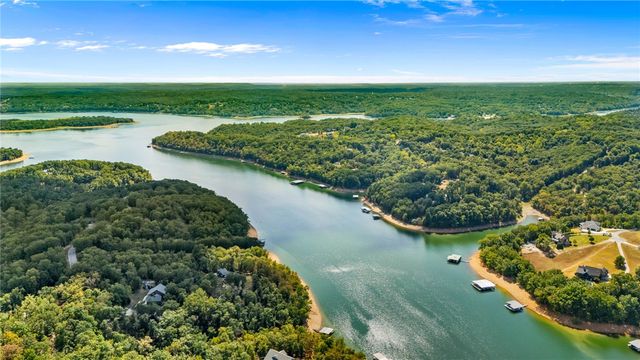 15800 Abbey Lane, Rogers, AR 72756