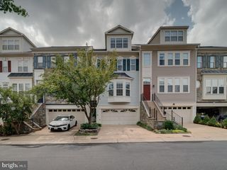 113 LAKE COOK DR, Alexandria, VA 22304