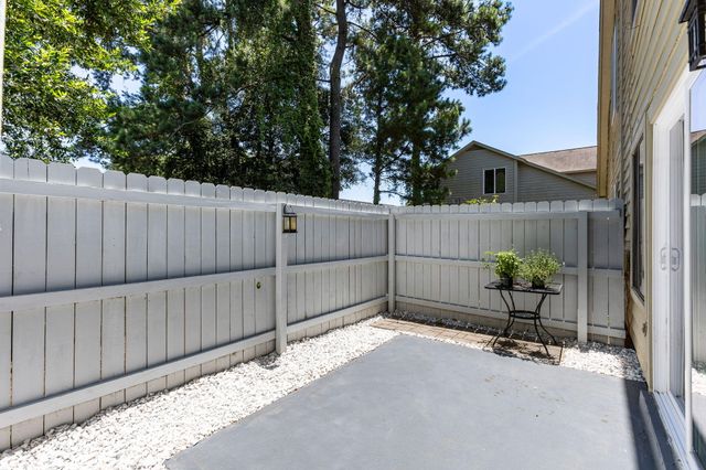 28 Maplecrest Drive, Charleston, SC 29412