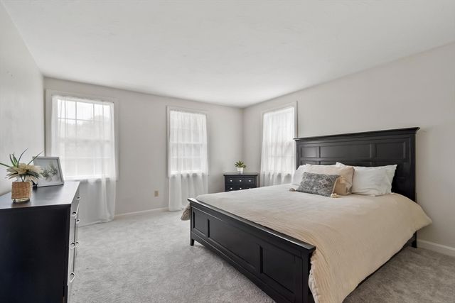 30 Twin Diamond Dr, Bridgewater, MA 02324