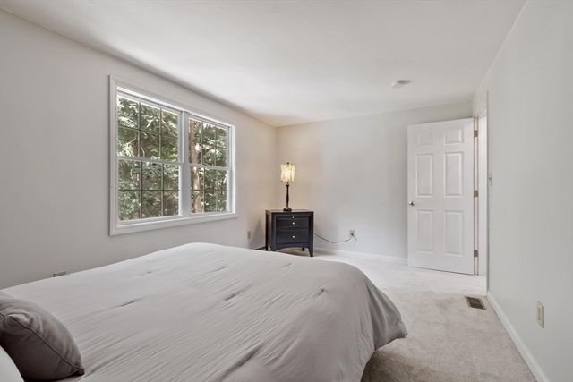 30 Twin Diamond Dr, Bridgewater, MA 02324