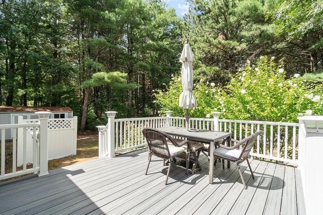 30 Twin Diamond Dr, Bridgewater, MA 02324