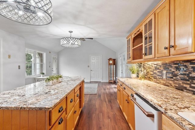 30 Twin Diamond Dr, Bridgewater, MA 02324