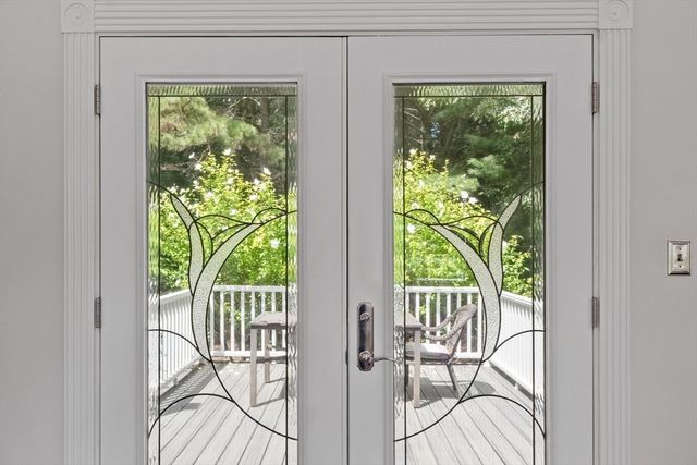 30 Twin Diamond Dr, Bridgewater, MA 02324