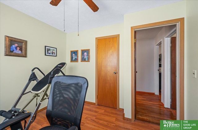 6070 Buckingham Avenue, Omaha, NE 68117