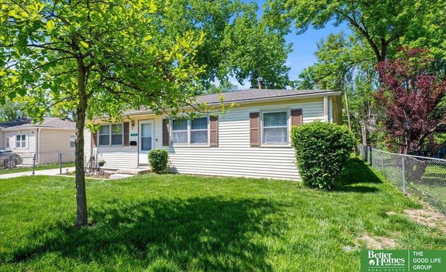 6070 Buckingham Avenue, Omaha, NE 68117