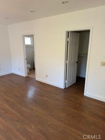 1824 Oakwood Avenue, Glendale, CA 91208