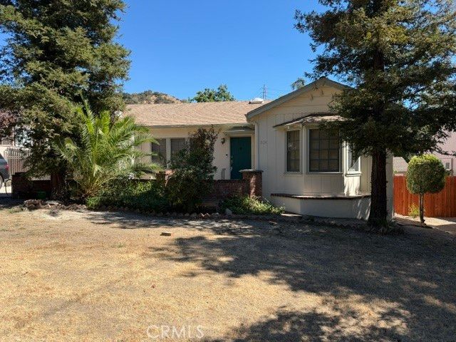 1824 Oakwood Avenue, Glendale, CA 91208