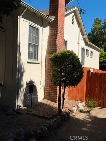 1824 Oakwood Avenue, Glendale, CA 91208