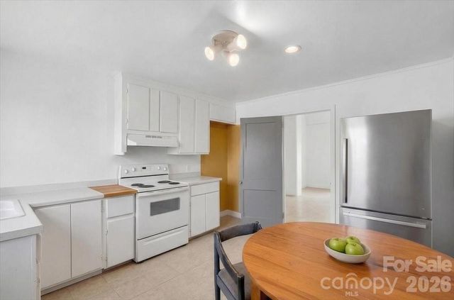 209 Edgewood Drive, Wingate, NC 28174