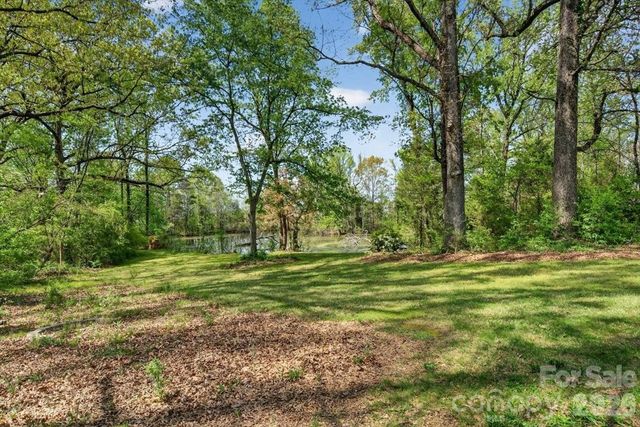209 Edgewood Drive, Wingate, NC 28174