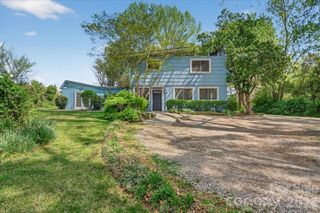 209 Edgewood Drive, Wingate, NC 28174