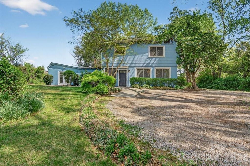 209 Edgewood Drive, Wingate, NC 28174