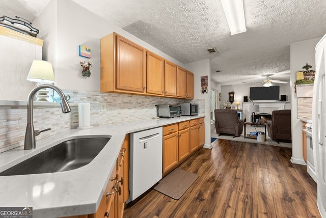 1413 Kensington Place, Gainesville, GA 30501