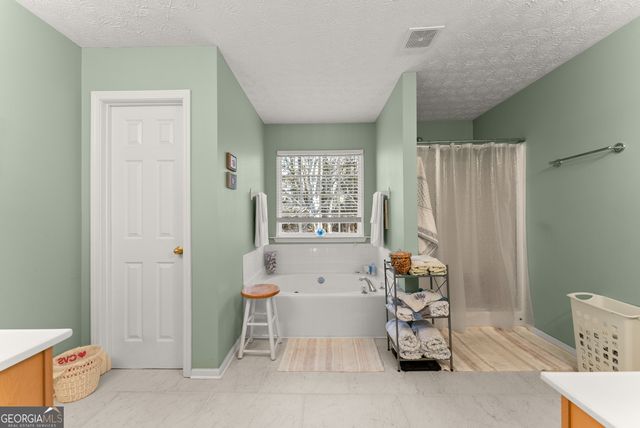 1413 Kensington Place, Gainesville, GA 30501