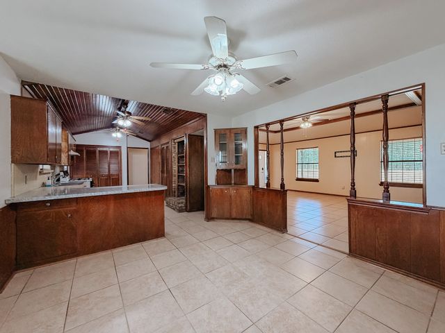 955 Fm 667, Purdon, TX 76679