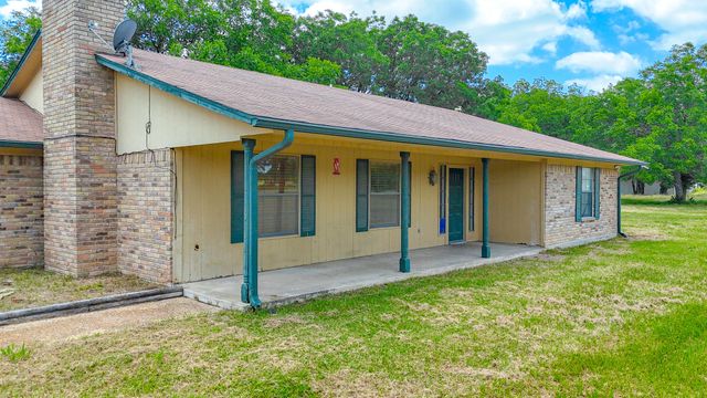 955 Fm 667, Purdon, TX 76679