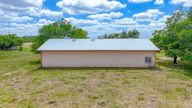 955 Fm 667, Purdon, TX 76679
